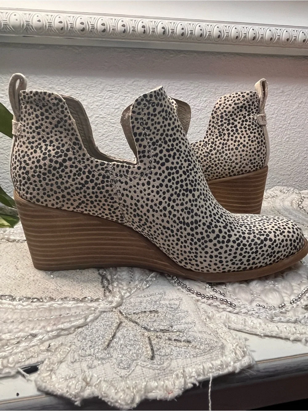 Toms Leopard-Print Wedge Ankle Booties in Beige and Black (6) see description